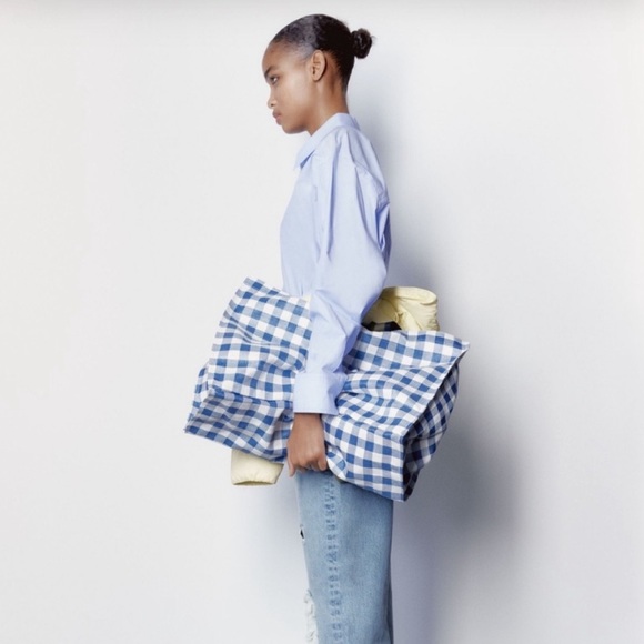 Zara Striped Blouse - Picture 7 of 9